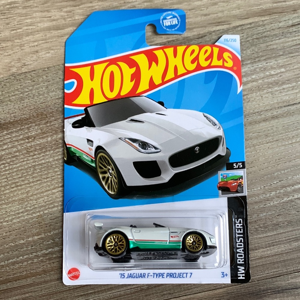 Hot Wheels Car 15 Jaguar F-Type Project 7 HW Roadsters Hotwheels Mattel New 2024